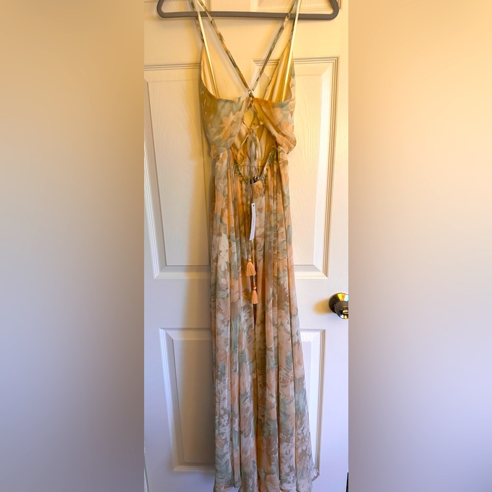 Aakaa Maxi floral dress Sz small